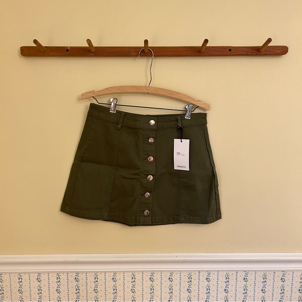BRAND NEW WT Forever 21 Mini Denim Skirt